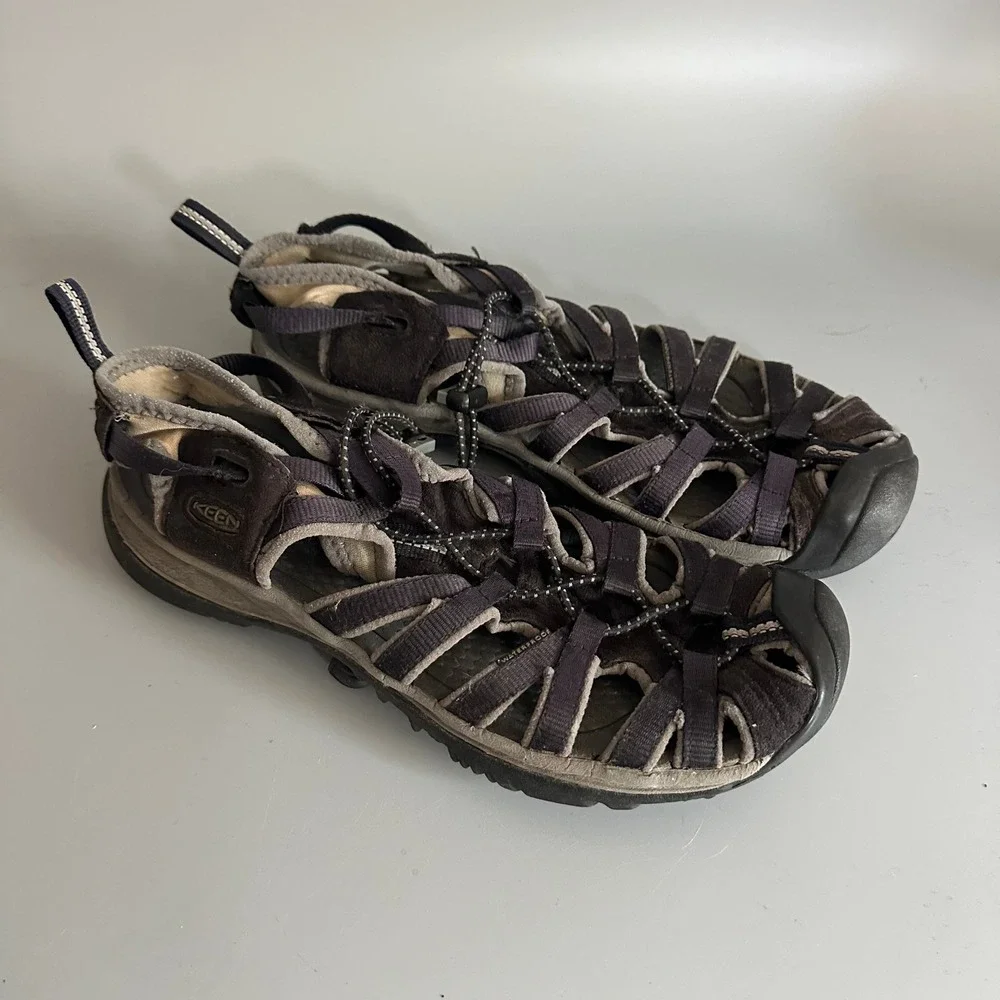 KEEN Whisper Sandals Mens 9.5 Brown Black Waterproof Hiking Water Shoes